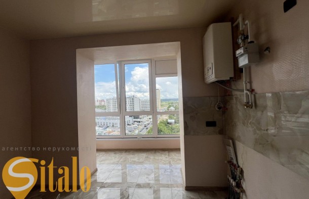 Продаж 1 кім квартири з ремонтом в центрі, фото 1