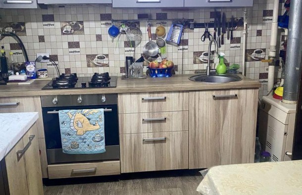 Продаж будинку на дві половини  селище ДД., фото 4