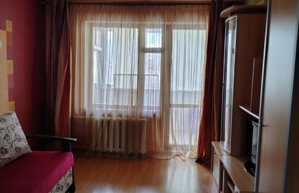 Двокімнатна на Південному з ремонтом., фото 1