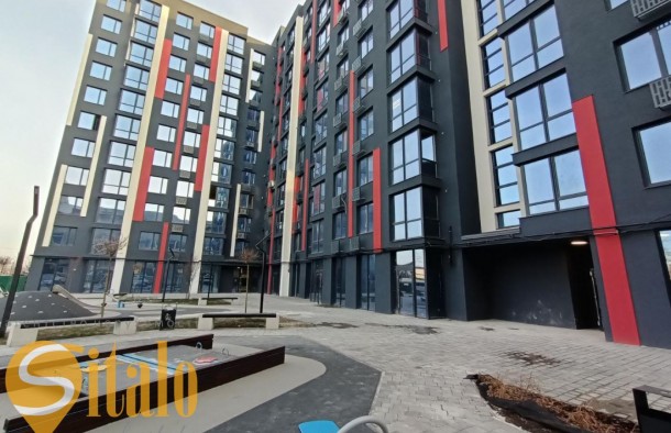 Продається 1 кімнатна 44 м.кв , готова до ремонту  Бандери, фото 1