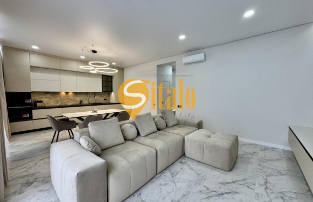 Невеликий будинок в котеджному містечку, фото 7