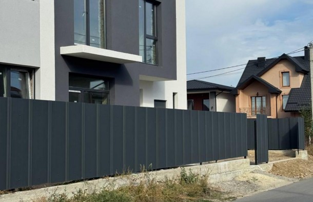 Продається готовий до ремонту  таунхаус з власною ділякою., фото 25