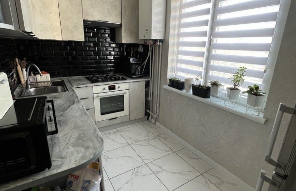 Продаж 1кім квартири з ремонтом, індивід опалення, фото 4