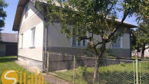 Продається житловий будинок  цегла . Отинія