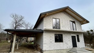 Продаж будинку 0й цикл по вулиці Винниця, місто Львів.