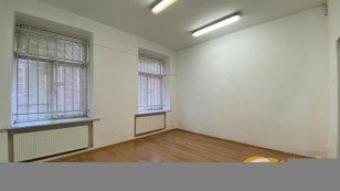 Комерційне приміщення по вулиці Хімічна центр, бічна Чорновола місто Львів