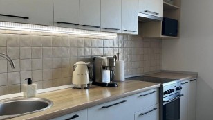 Продаж 2 кімнатна квартира вулиця Мазепи , цегла, ремонт