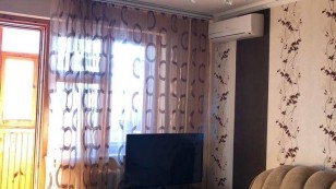 Продаж квартири по Зерновой Бородиньський рн