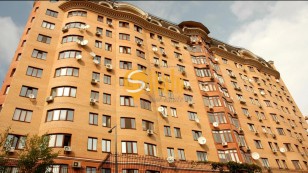 Оренда офісу 220 м²  м. Олімпійська  вул. Жилянська, 30А  12 поверх
