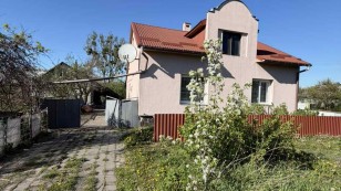 1 поверховий , 3 кімнатний житловий, приватний будинок в Солонці , місто Львів