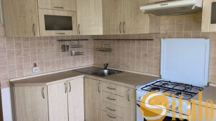 зупинка пошта. 2кiмнатна квартира