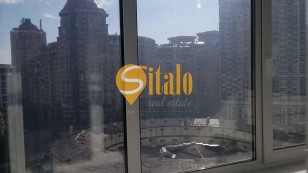 3к квартира . метро Печерськ  2 хвилини