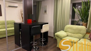 Продаж 2х кімнт. квартири на вул. Перемоги.