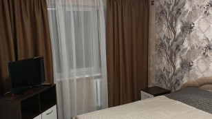 Продається 2к квартира на Космос