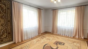 Продаж будинку 3 кім. в м. Радехів,Львівська обл