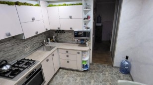 Продається 2к квартира на Пісках