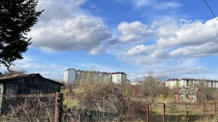 Продається  земельна  ділянка в місті