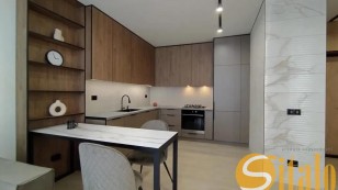 Продаж 2 кімнатна квартира вулиця Трускавецька, новобудова, ремонт