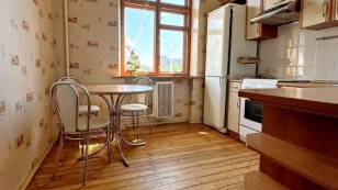 Продаж 3х квартири на Сталеварів.