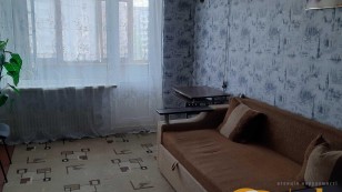 Однокімнатна у центрі Південого мкрн.