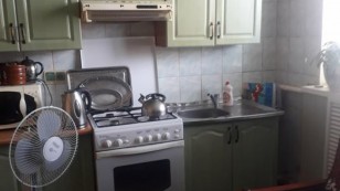 Ваш затишний дім на вул. Ковровій готовий до життя, готовий до розширення