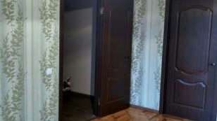 Двухкомнатная на Космосе в отличном состоянии.