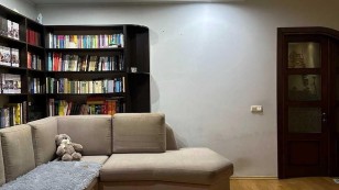 Поки що не продаєПродаж 3 кім квартири в центрі