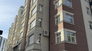 ЕКСКЛЮЗИВНА 3К. КВАРТИРА БІЛЯ МІСЬКОГО ОЗЕРА  PARK APARTMENTS