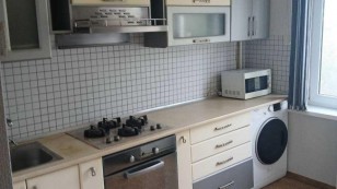 Продаж 2х кімн. квартири район магазину М. Воронін.