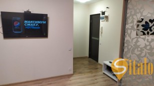 Продаж 2х квартир  студії вул. Незалежної  України.