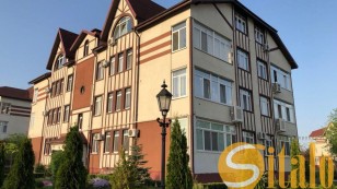 Продаж 4  кімнатної квартири у  ЖК Ренесанс. Правий Берег.