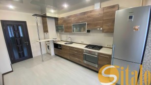 Продаж 3 кімнатної квартири 80 кв.м. Новобудова. Південний мікрорайон