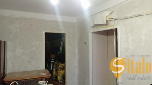 Трикімнатна в районі Амстора.на Південному мкрн.