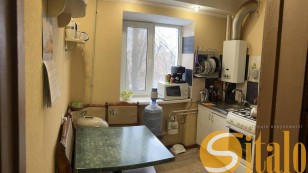 Двокімнатна в райні стадіона Торпедо.