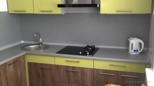 Продаж 2х повнометражної квартири вул. Перемоги в районі бульвару Шевченка.