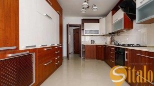 3 кімнатна квартира з якісним ремонтом на Проспекті Червоної Калини, Львів