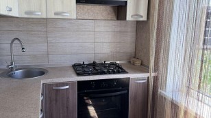 Космос 1кімнатна на Оліпмійській