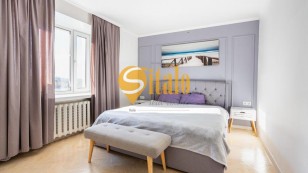 Чотирикімнатна квартира з видом на Дніпро  простір, у який хочеться повертатися.