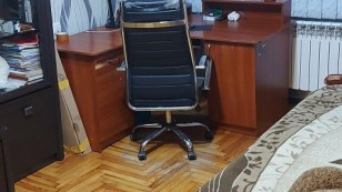 Двокімнатна з ремонтом ,космос,