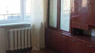 Двокімнатна  у цегляному будинку Космос.