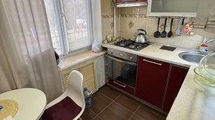Продаж 2х комнт. квартири вул. Патріотична.