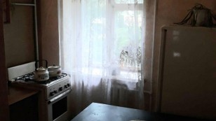 Квартира двокімнатна на бульварі Шевченка.