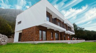 Продаж будинку в Чорногорії в Прчані pc01135.v6bd_s657