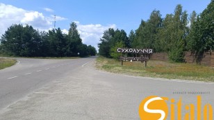 Ділянка під забудову в Сухолуччі біля лісу та води