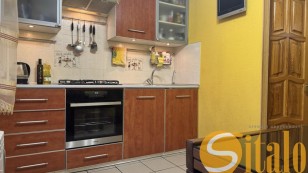 Продається 3к квартира Космос