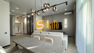 Танхаус, дом з ремонтом клубного типу Осокорки, будинок, з меблями