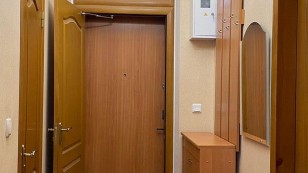 Продаж 1ої кім. квартири проспект Соборний.