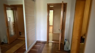 Продаж квартири по вул. Ладозька