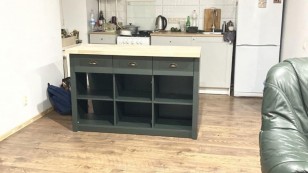 Трикімнатна у центрі Південного мкрн.