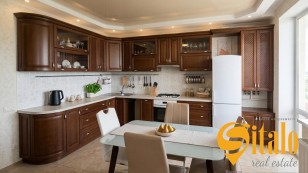 Продаж 5к квартири,  Академіка Ющенка, Поділля